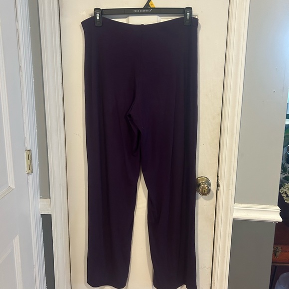 White Stag Wide-Leg Pants in Deep Purple - Picture 2 of 4